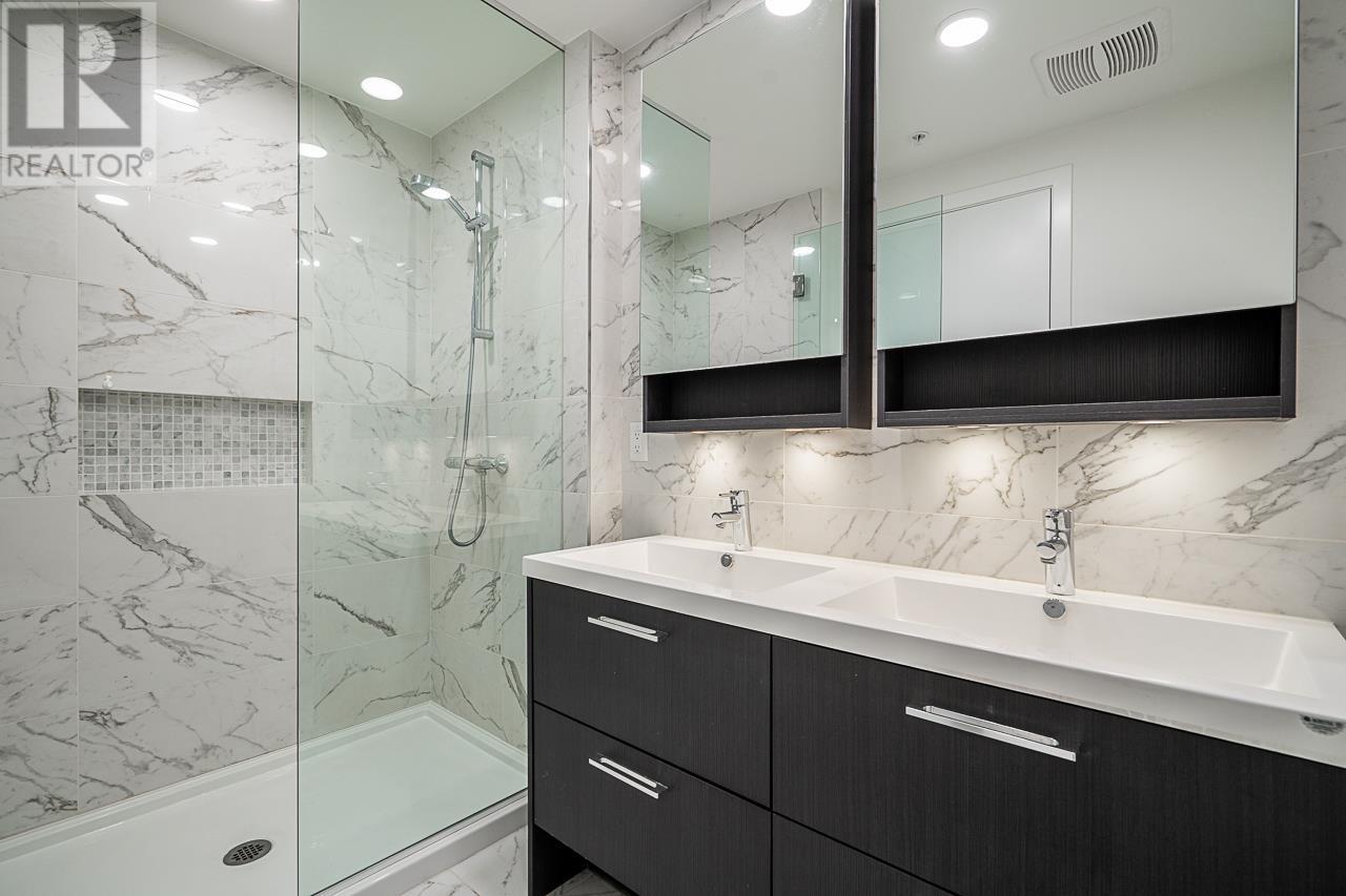 Listing Picture 18 of 33 : 1201 5580 NO. 3 ROAD, Richmond / 烈治文 - 魯藝地產 Yvonne Lu Group - MLS Medallion Club Member