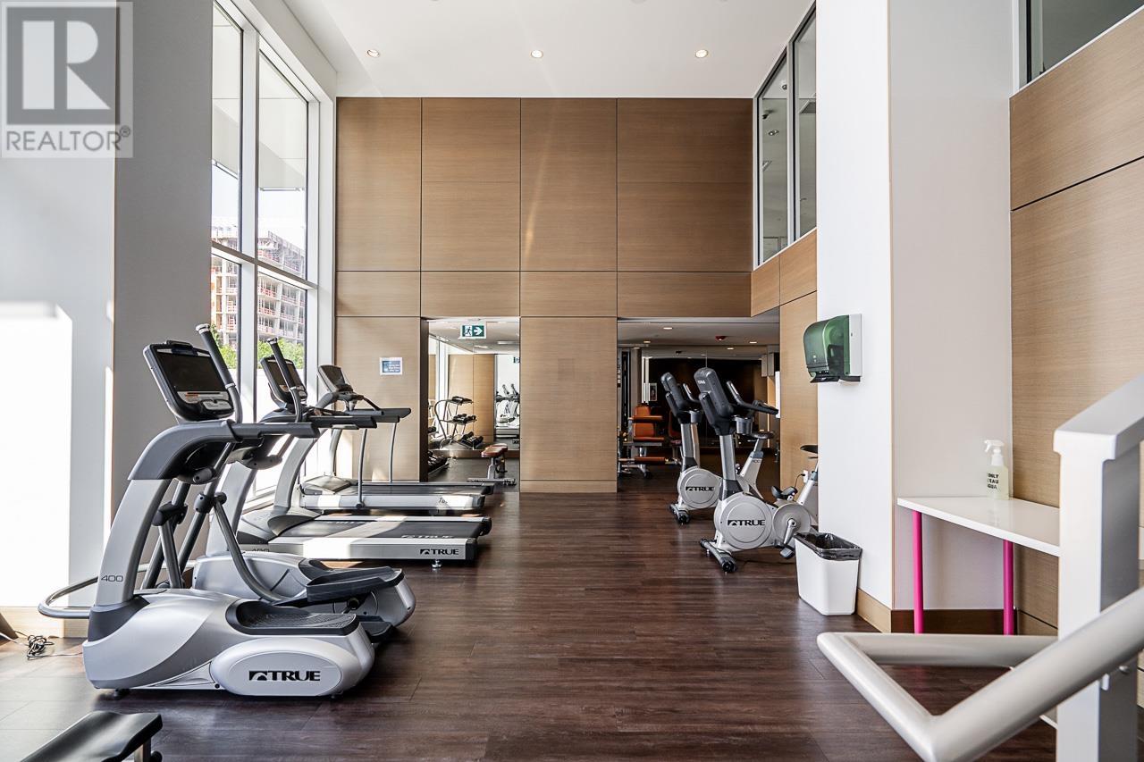 Listing Picture 24 of 33 : 1201 5580 NO. 3 ROAD, Richmond / 烈治文 - 魯藝地產 Yvonne Lu Group - MLS Medallion Club Member