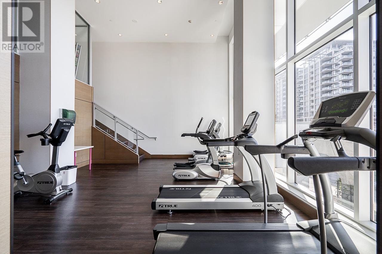 Listing Picture 25 of 33 : 1201 5580 NO. 3 ROAD, Richmond / 烈治文 - 魯藝地產 Yvonne Lu Group - MLS Medallion Club Member