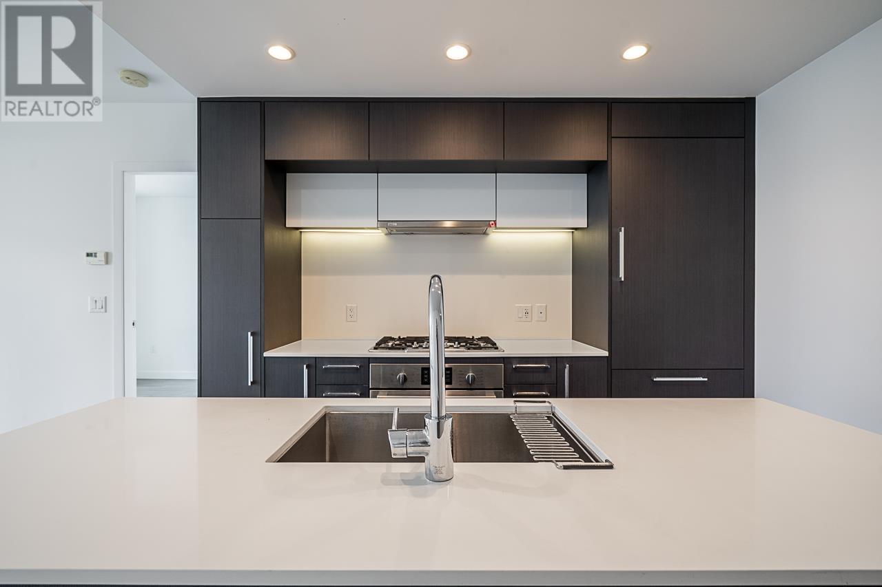 Listing Picture 8 of 33 : 1201 5580 NO. 3 ROAD, Richmond / 烈治文 - 魯藝地產 Yvonne Lu Group - MLS Medallion Club Member