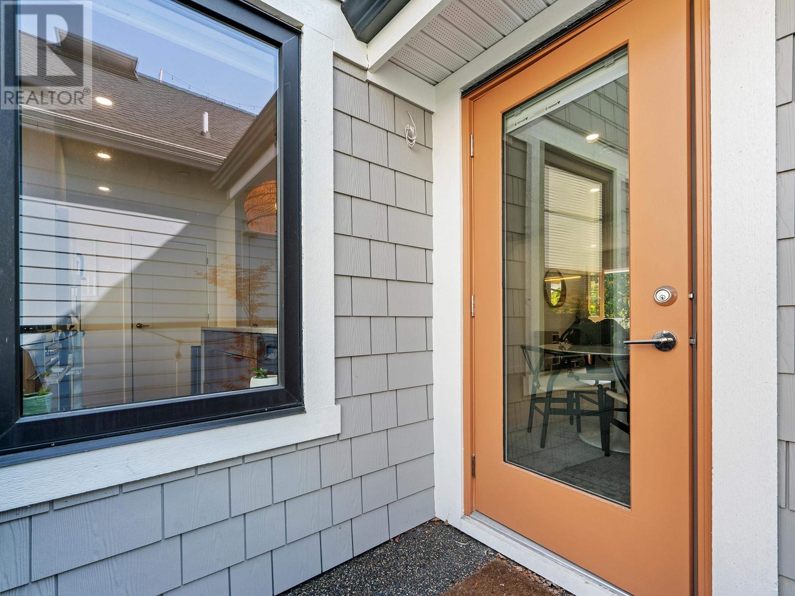 Listing Picture 28 of 40 : 1 371 E 16TH AVENUE, Vancouver / 溫哥華 - 魯藝地產 Yvonne Lu Group - MLS Medallion Club Member