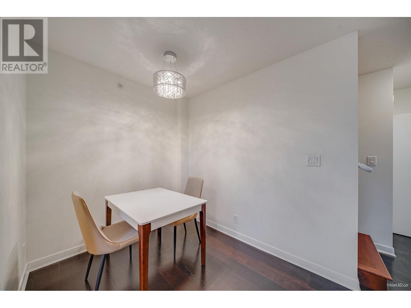 Listing Picture 17 of 36 : TH8 7535 ALDERBRIDGE WAY, Richmond / 烈治文 - 魯藝地產 Yvonne Lu Group - MLS Medallion Club Member