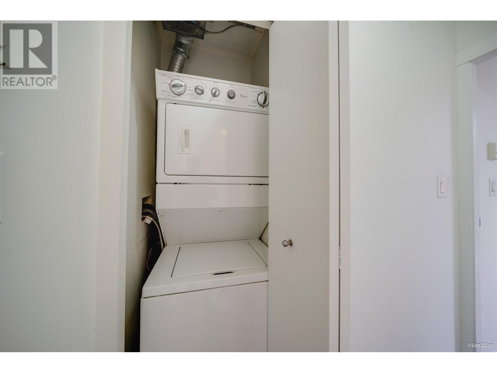 Listing Picture 23 of 36 : TH8 7535 ALDERBRIDGE WAY, Richmond / 烈治文 - 魯藝地產 Yvonne Lu Group - MLS Medallion Club Member