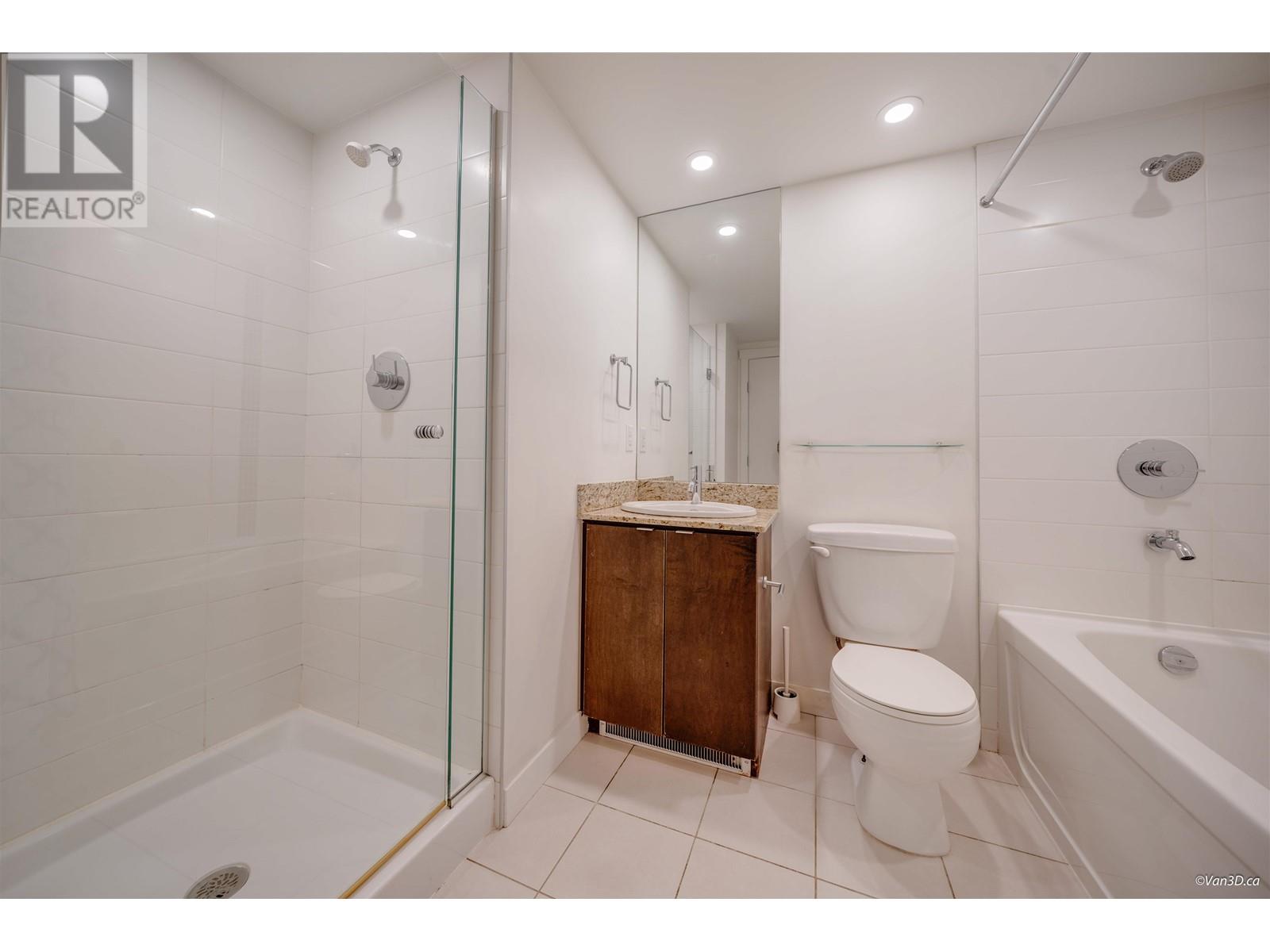 Listing Picture 28 of 36 : TH8 7535 ALDERBRIDGE WAY, Richmond / 烈治文 - 魯藝地產 Yvonne Lu Group - MLS Medallion Club Member