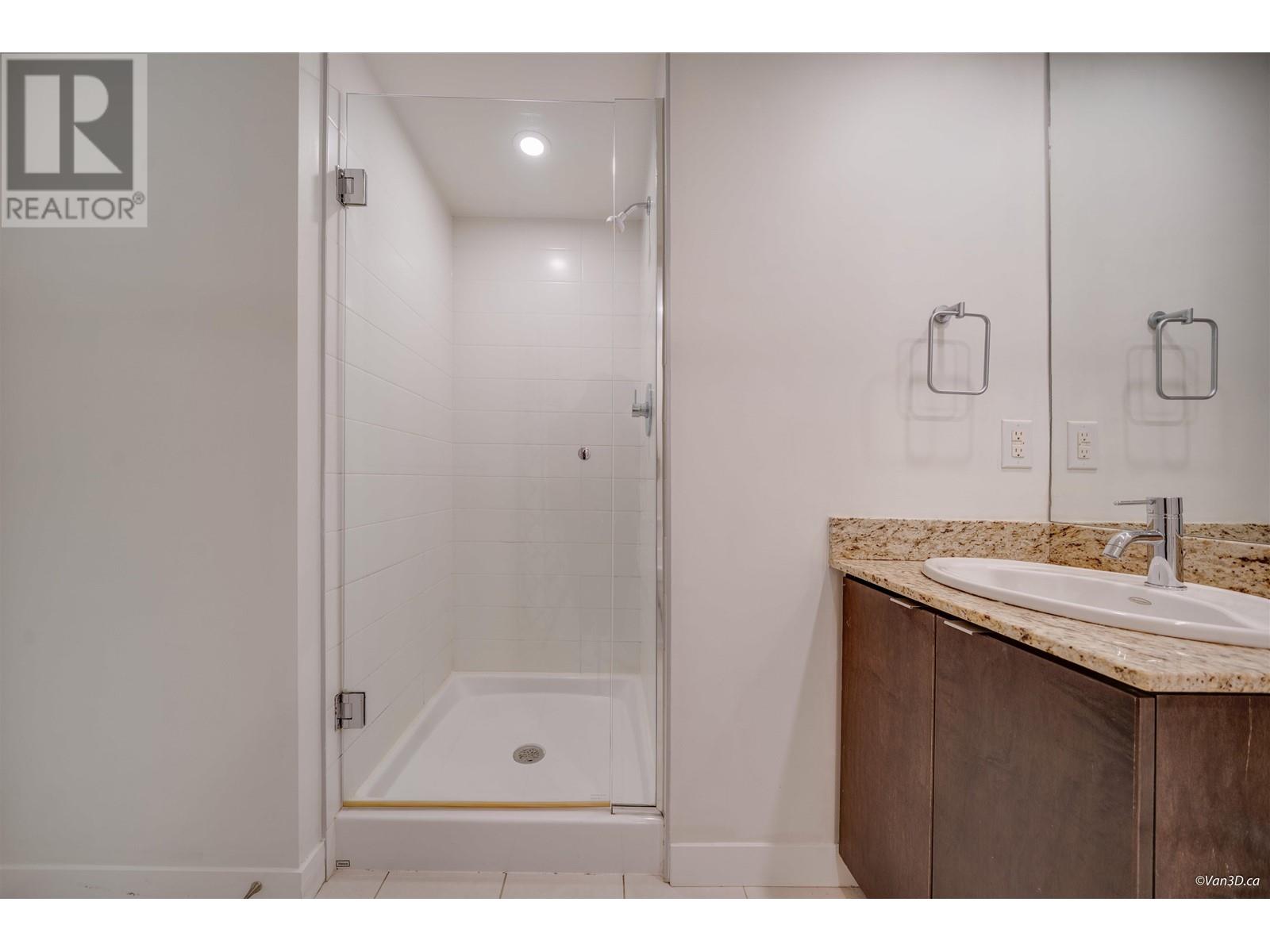 Listing Picture 30 of 36 : TH8 7535 ALDERBRIDGE WAY, Richmond / 烈治文 - 魯藝地產 Yvonne Lu Group - MLS Medallion Club Member