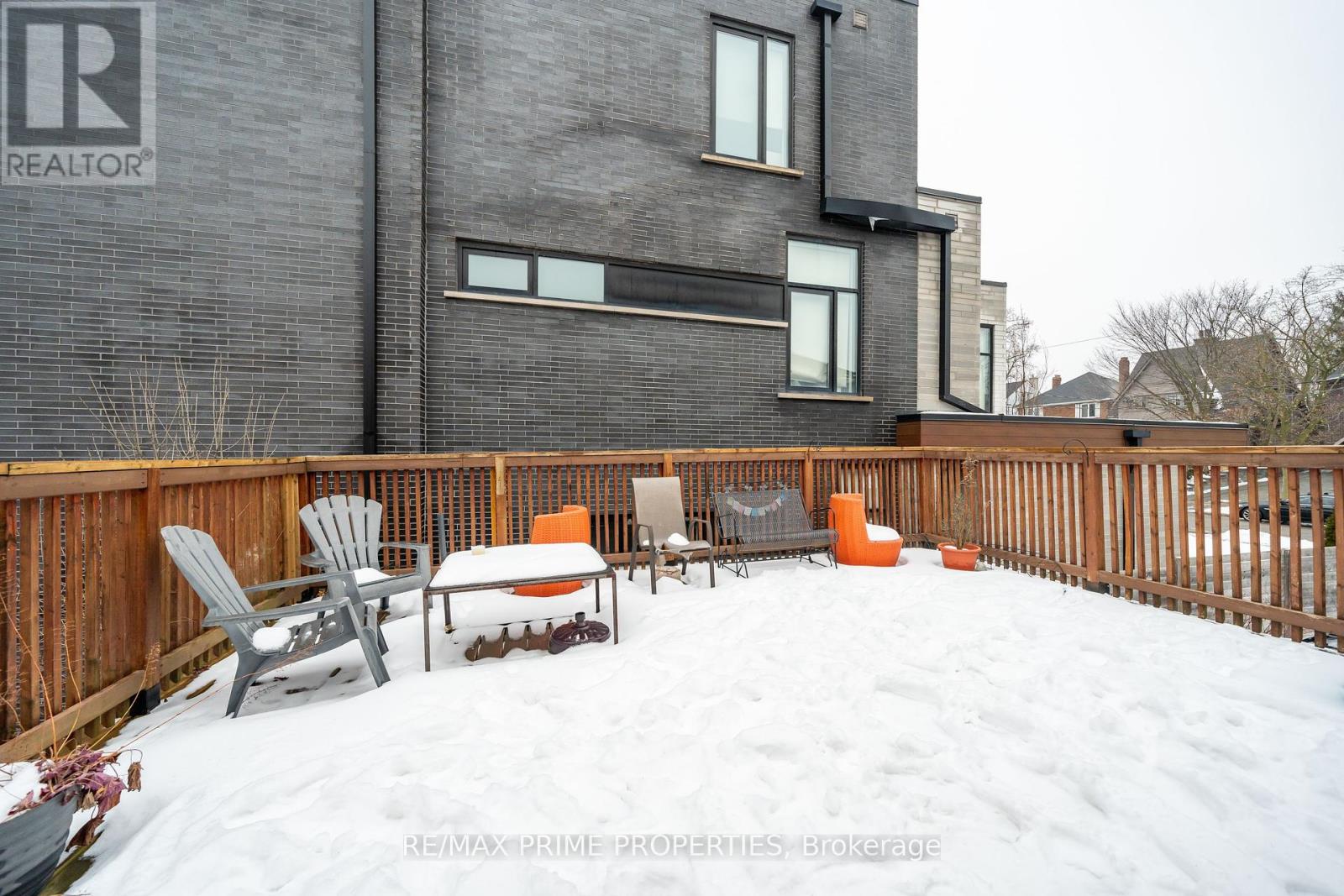 Upper - 22 Heather Street, Toronto, Ontario  M4R 1Y3 - Photo 20 - C11955929