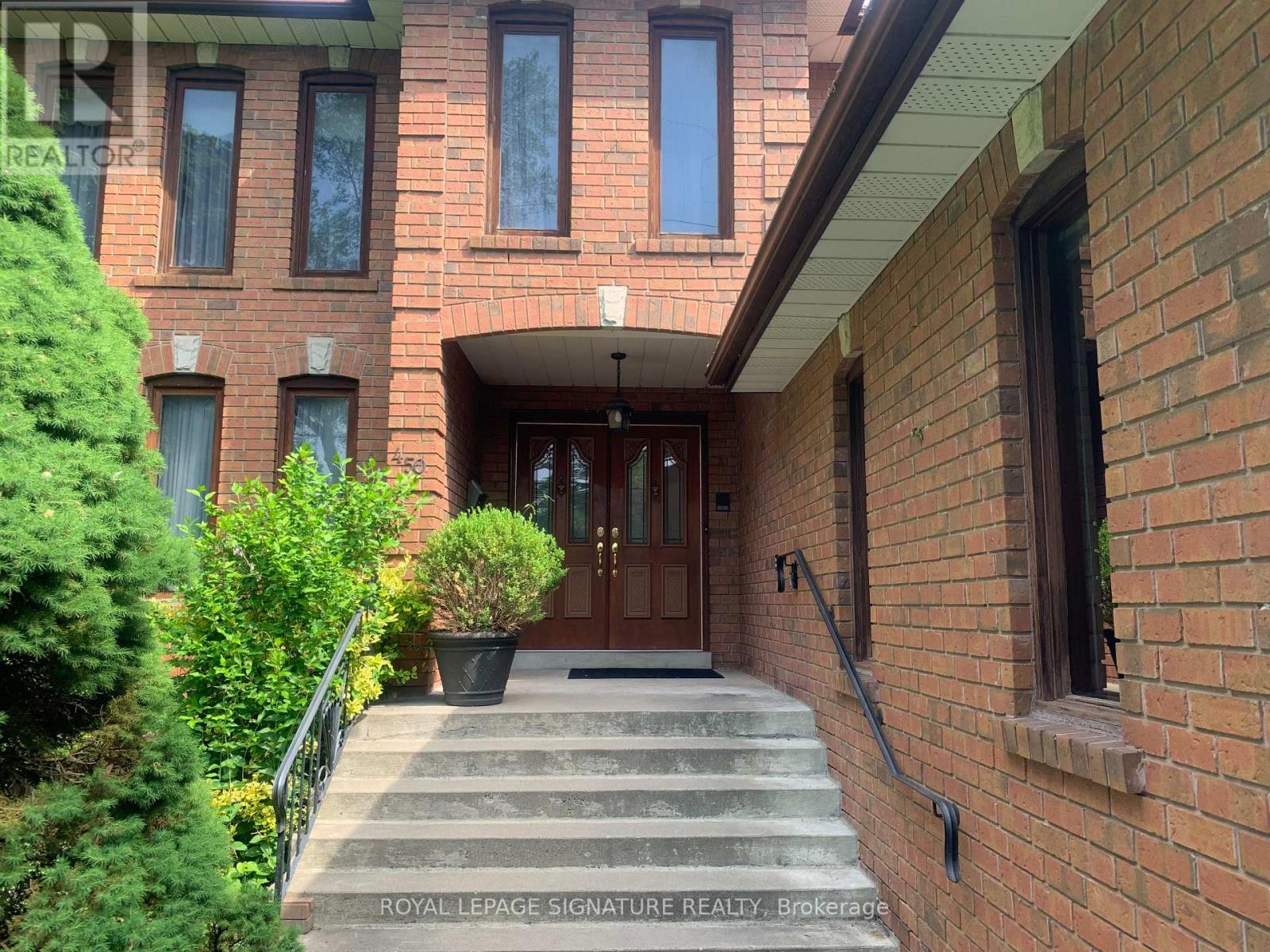 Property at 450 O'CONNOR DRIVE image 3
