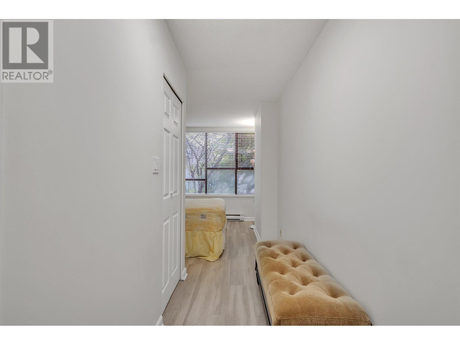 Listing Picture 3 of 32 : 309 8180 GRANVILLE AVENUE, Richmond / 烈治文 - 魯藝地產 Yvonne Lu Group - MLS Medallion Club Member