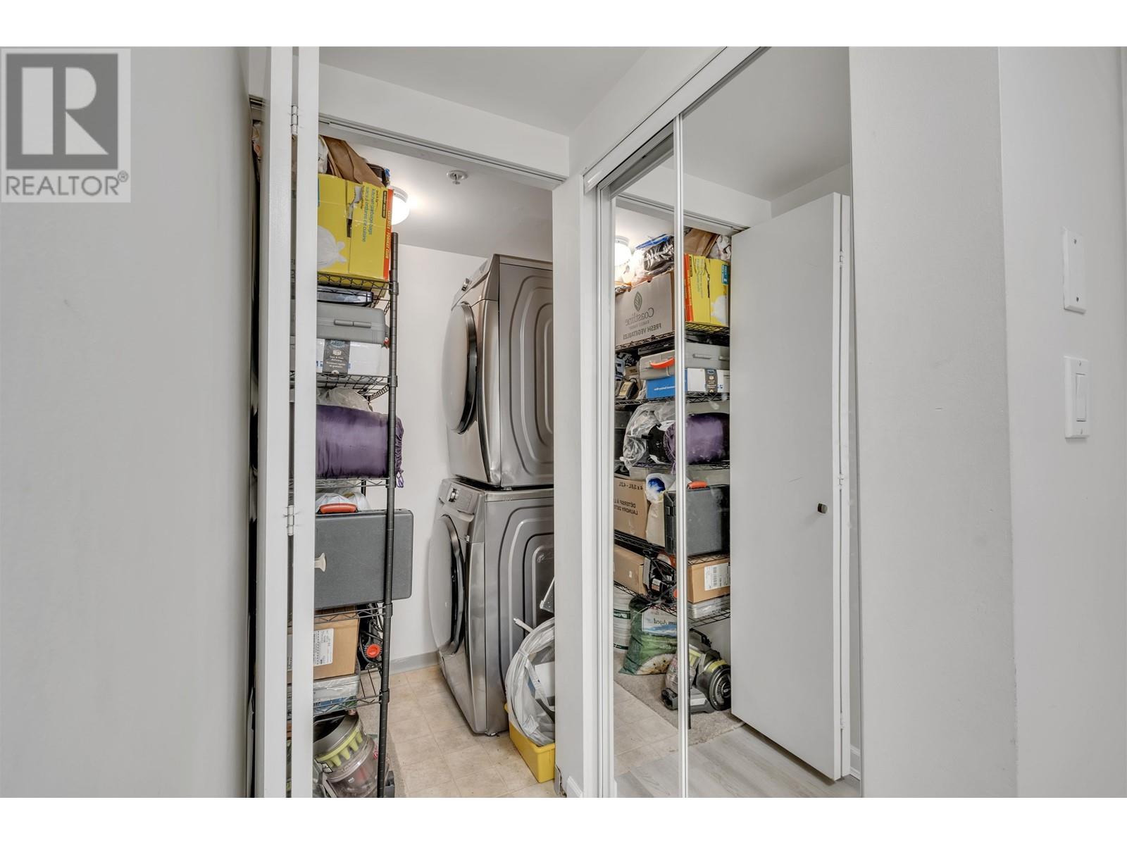 Listing Picture 19 of 32 : 309 8180 GRANVILLE AVENUE, Richmond / 烈治文 - 魯藝地產 Yvonne Lu Group - MLS Medallion Club Member