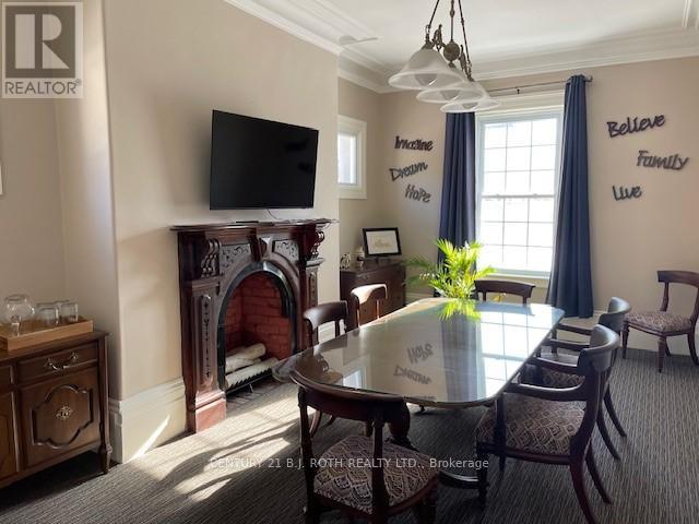 B - 134 Collier Street, Barrie (City Centre), Ontario  L4M 1H4 - Photo 2 - S11955973