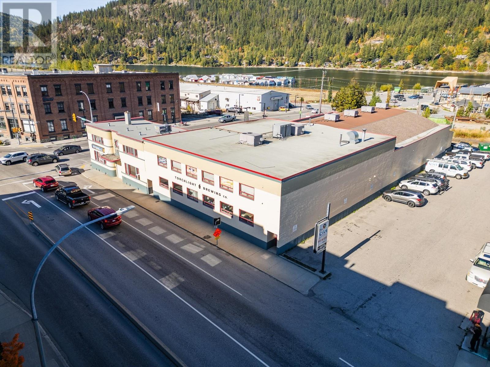 125 Hall Street, Nelson, British Columbia V1L 7B4 - Photo 23 - 2480007