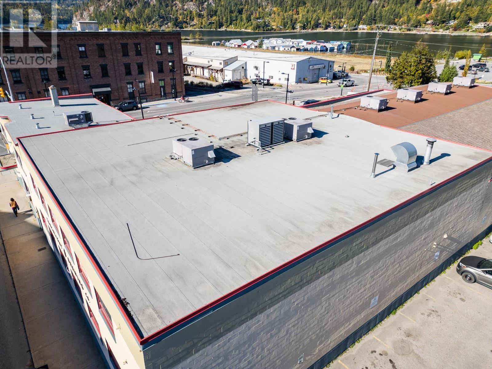 125 Hall Street, Nelson, British Columbia V1L 7B4 - Photo 19 - 2480007