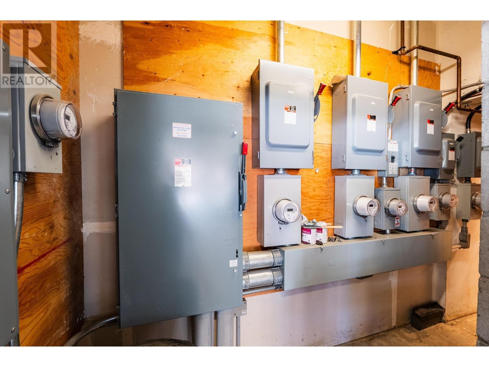 125 Hall Street, Nelson, British Columbia V1L 7B4 - Photo 29 - 2480007