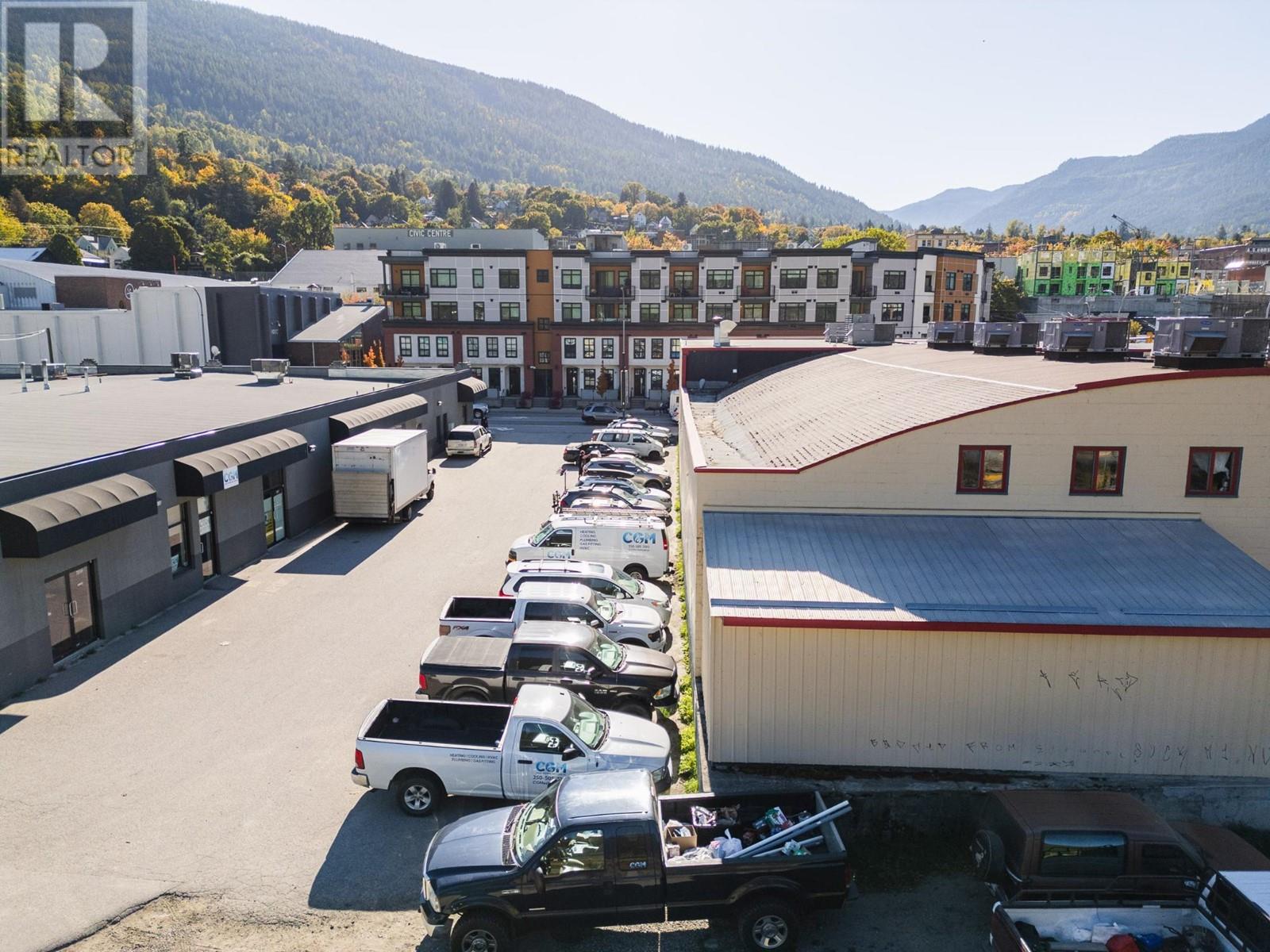 125 Hall Street, Nelson, British Columbia V1L 7B4 - Photo 10 - 2480007