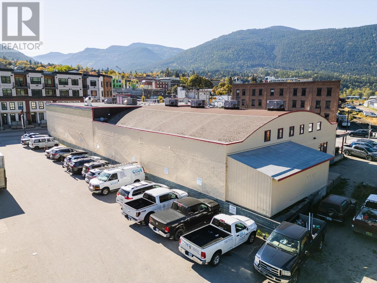 125 Hall Street, Nelson, British Columbia V1L 7B4 - Photo 12 - 2480007