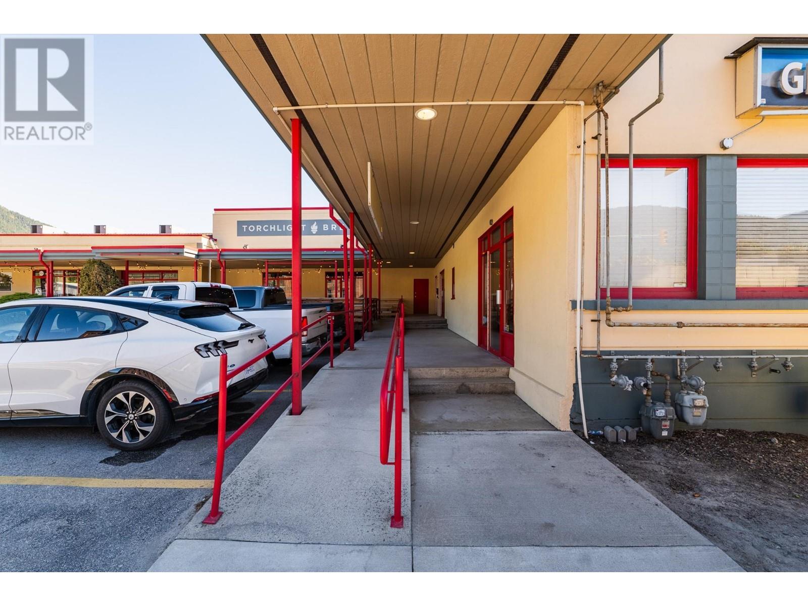 125 Hall Street, Nelson, British Columbia V1L 7B4 - Photo 43 - 2480007