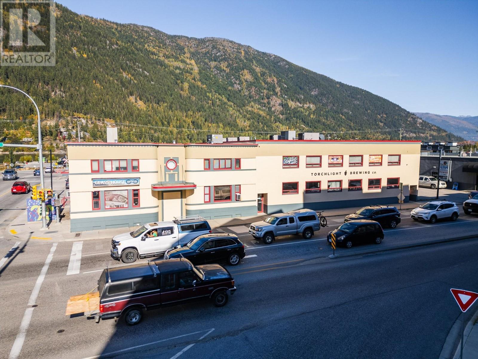 125 Hall Street, Nelson, British Columbia V1L 7B4 - Photo 25 - 2480007