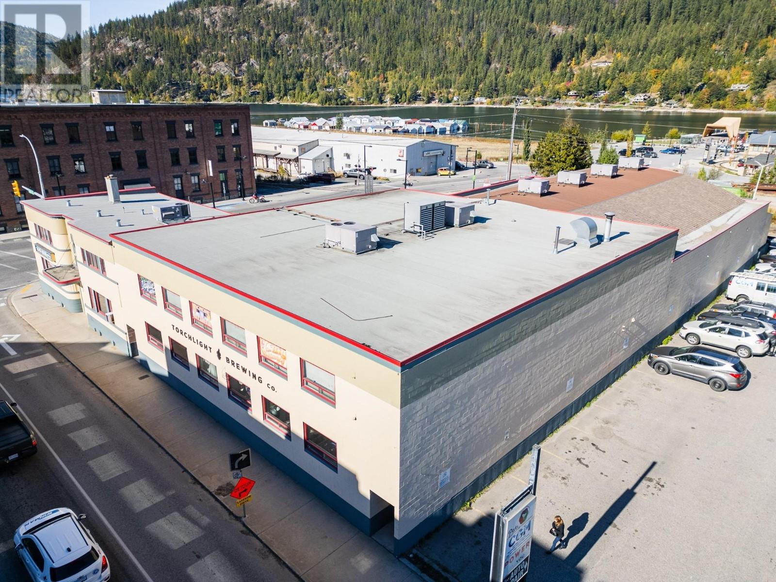 125 Hall Street, Nelson, British Columbia V1L 7B4 - Photo 20 - 2480007