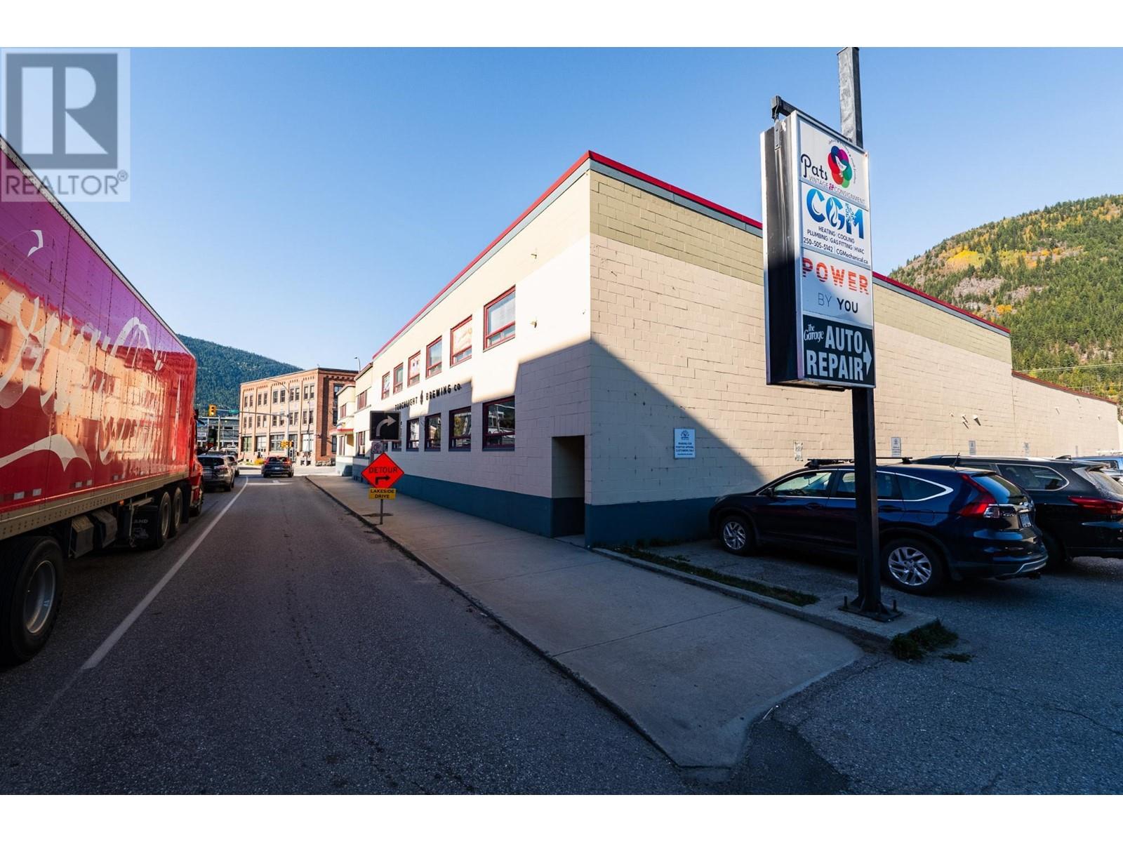 125 Hall Street, Nelson, British Columbia V1L 7B4 - Photo 45 - 2480007