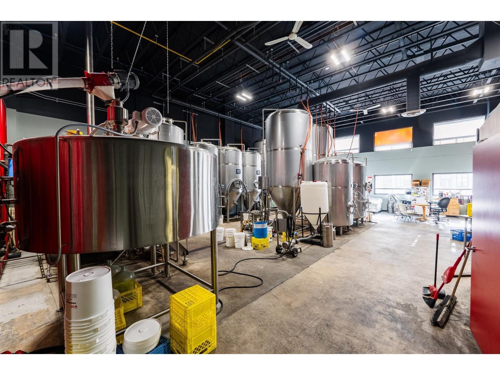 125 Hall Street, Nelson, British Columbia V1L 7B4 - Photo 51 - 2480007