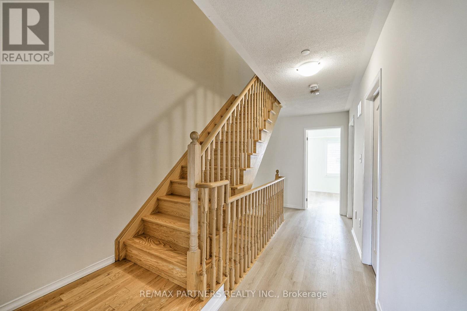 2615 Eaglesham Path, Oshawa, Ontario  L1L 0M7 - Photo 12 - E11956369