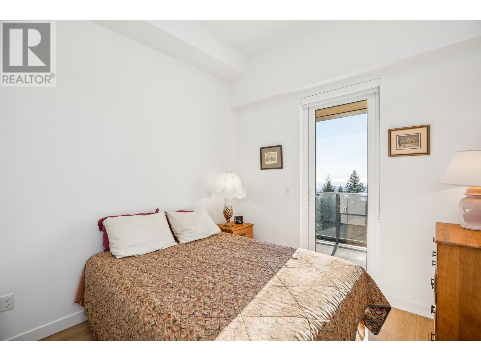 Listing Picture 15 of 40 : 609 9888 UNIVERSITY CRESCENT, Burnaby / 本拿比 - 魯藝地產 Yvonne Lu Group - MLS Medallion Club Member