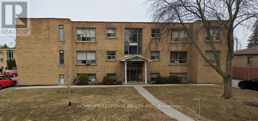 169 MAURICE DRIVE, Oakville, Ontario