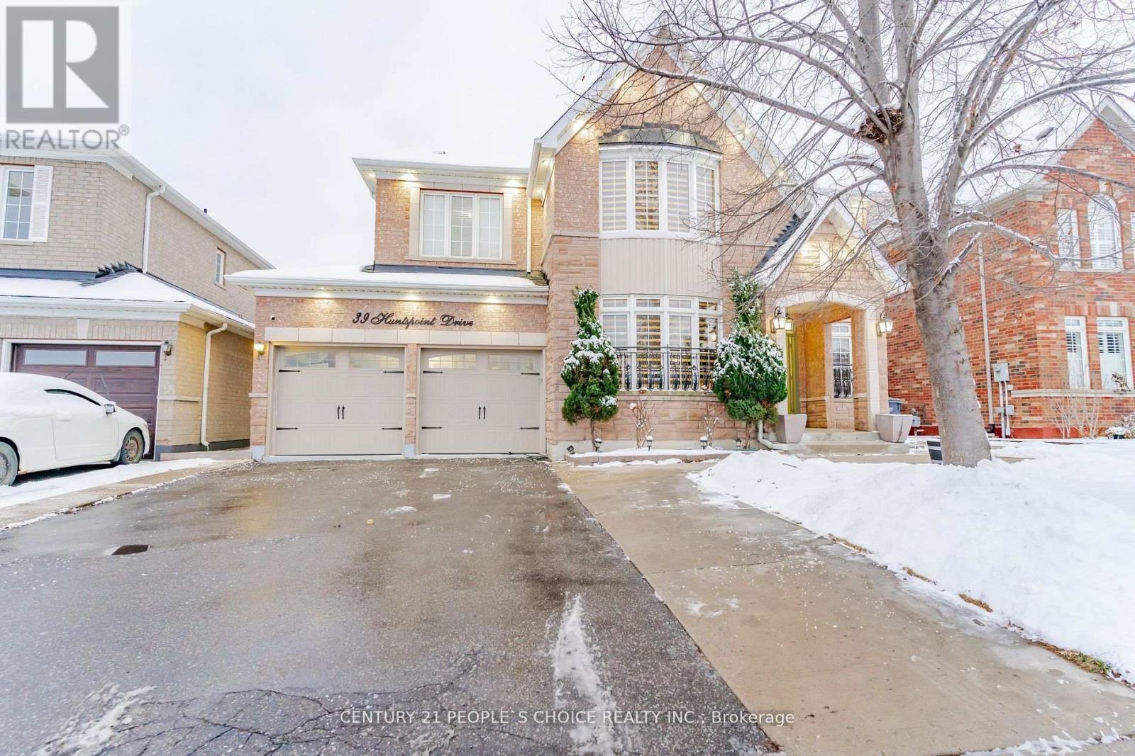 Property at 39 HUNTSPOINT DRIVE image 1