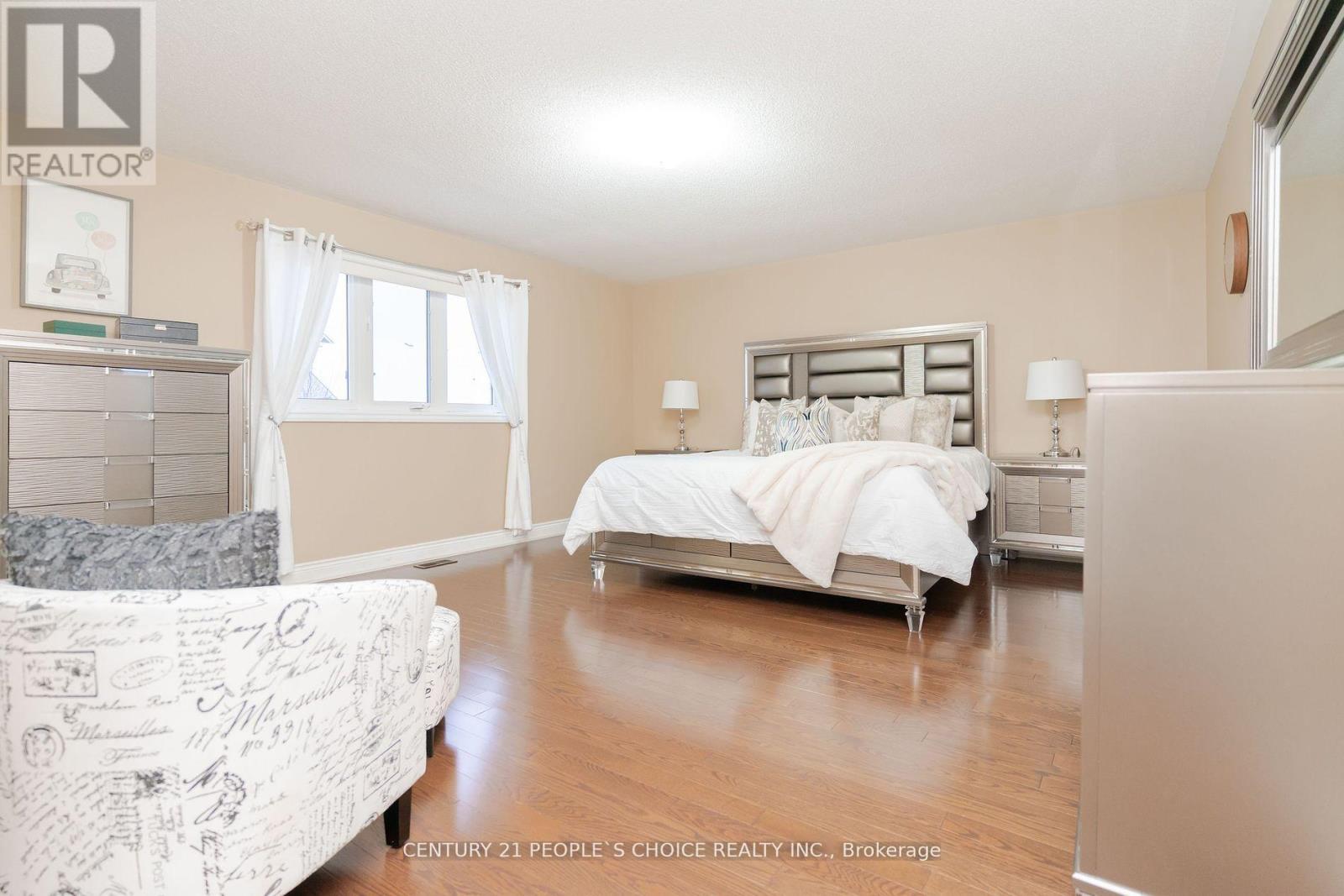 39 Huntspoint Drive, Brampton, Ontario  L6P 2E9 - Photo 22 - W11956263