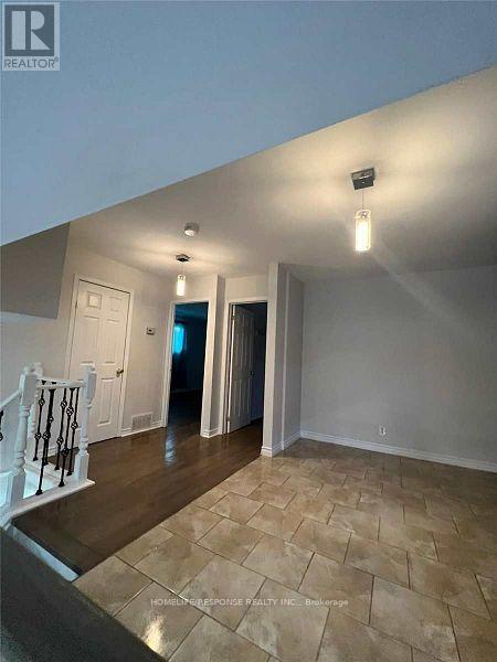 Upper - 7 Belleau Street, Hamilton, Ontario  L8J 1N1 - Photo 16 - X11955797