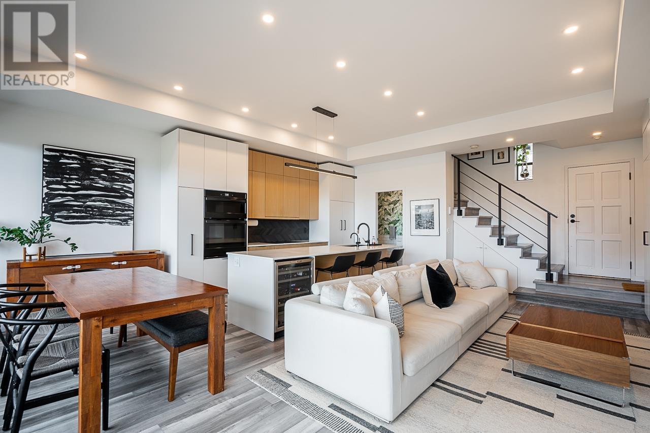 Listing Picture 15 of 40 : 802 1160 BURRARD STREET, Vancouver / 溫哥華 - 魯藝地產 Yvonne Lu Group - MLS Medallion Club Member