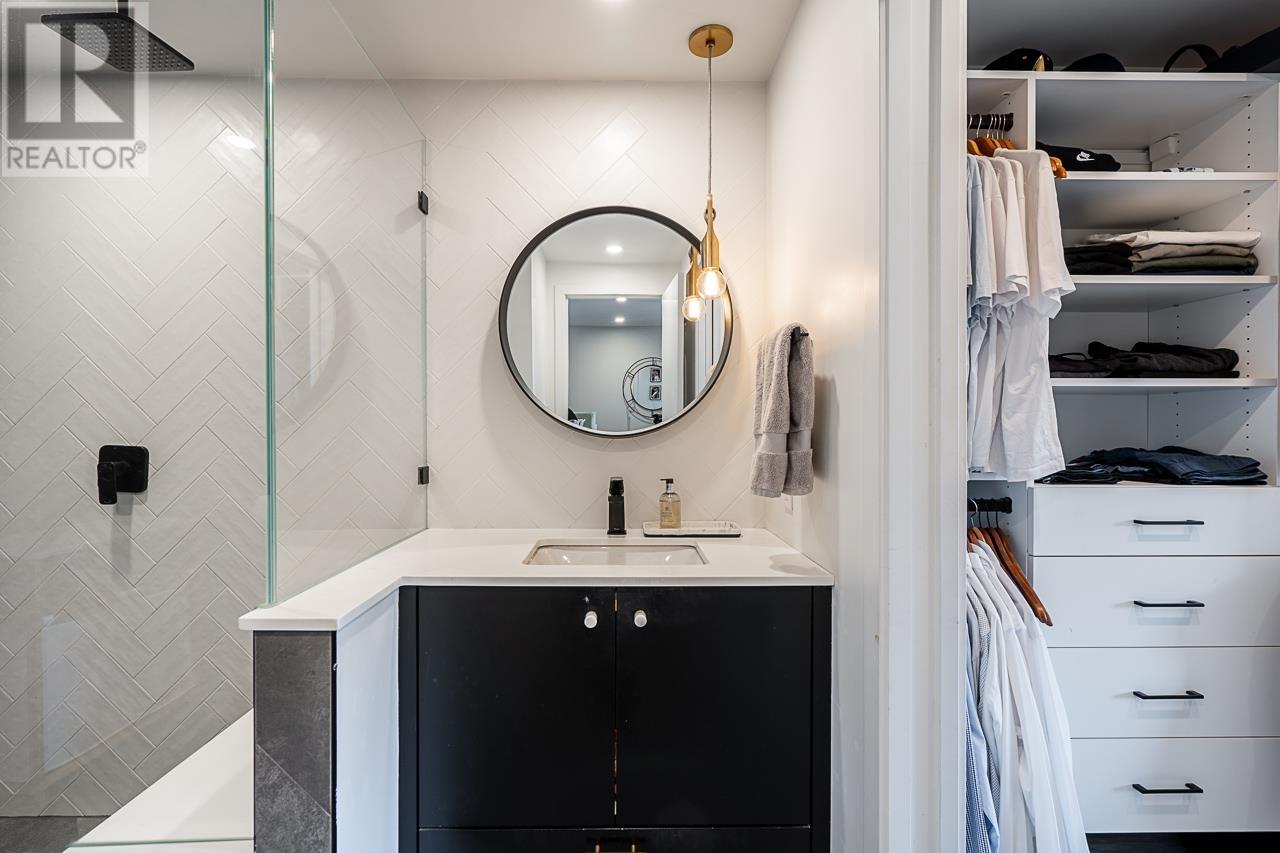 Listing Picture 24 of 40 : 802 1160 BURRARD STREET, Vancouver / 溫哥華 - 魯藝地產 Yvonne Lu Group - MLS Medallion Club Member