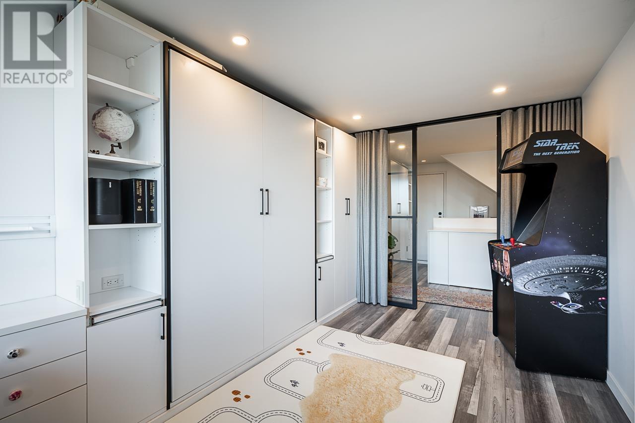 Listing Picture 29 of 40 : 802 1160 BURRARD STREET, Vancouver / 溫哥華 - 魯藝地產 Yvonne Lu Group - MLS Medallion Club Member