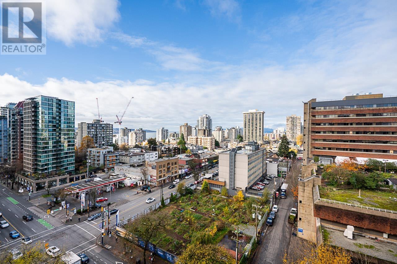 Listing Picture 36 of 40 : 802 1160 BURRARD STREET, Vancouver / 溫哥華 - 魯藝地產 Yvonne Lu Group - MLS Medallion Club Member