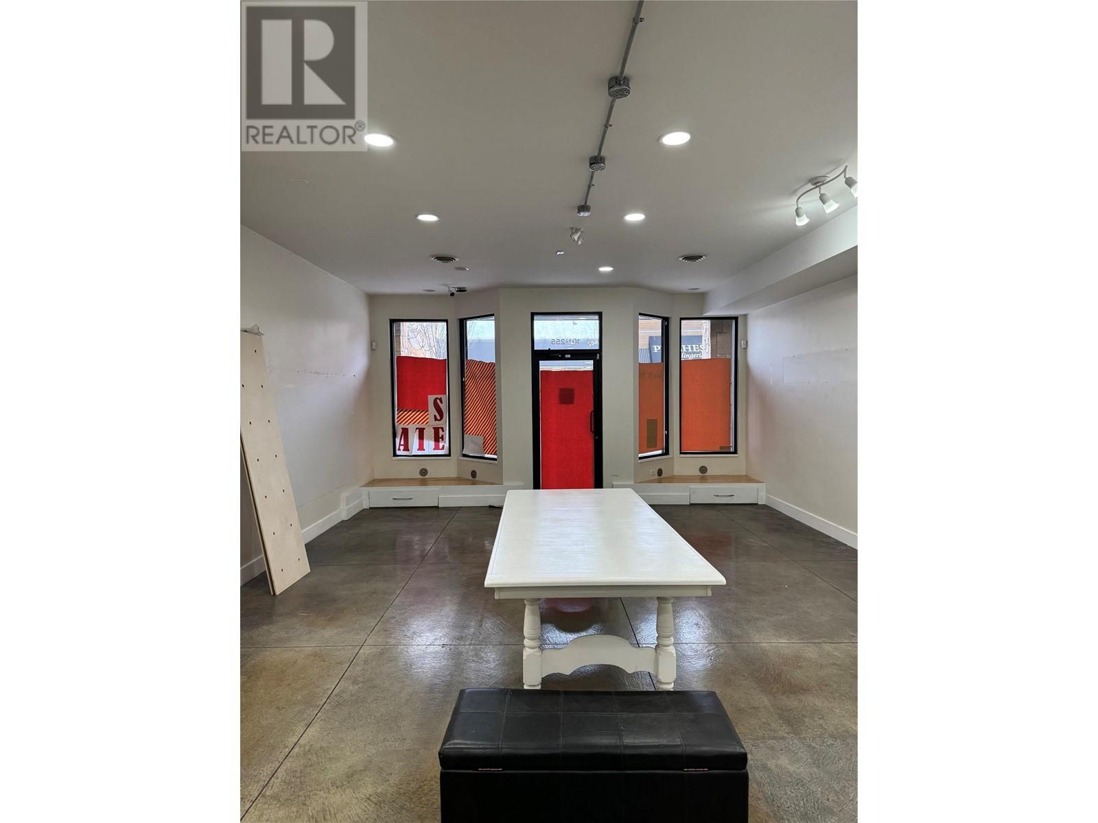 255 Main Street Unit# 101, Penticton, British Columbia  V2A 5B1 - Photo 2 - 10334452