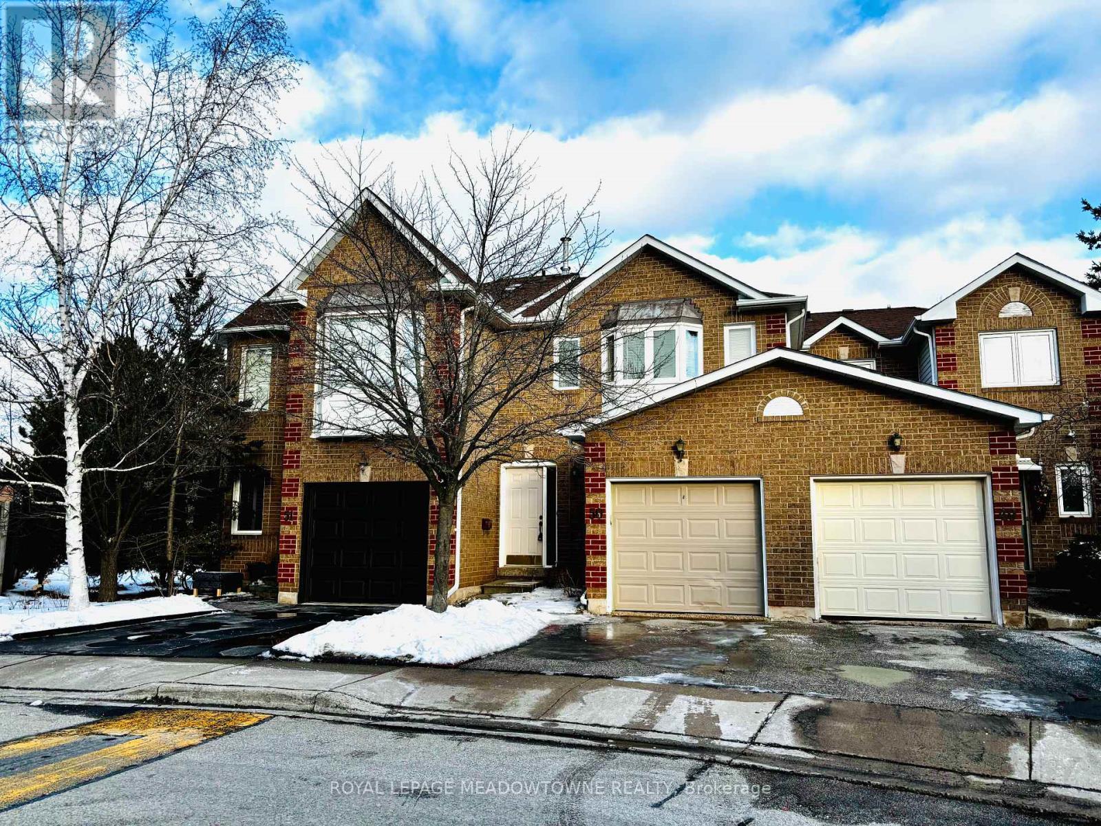 50 - 1240 Westview Terrace, Oakville, Ontario  L6M 3M4 - Photo 1 - W11955078