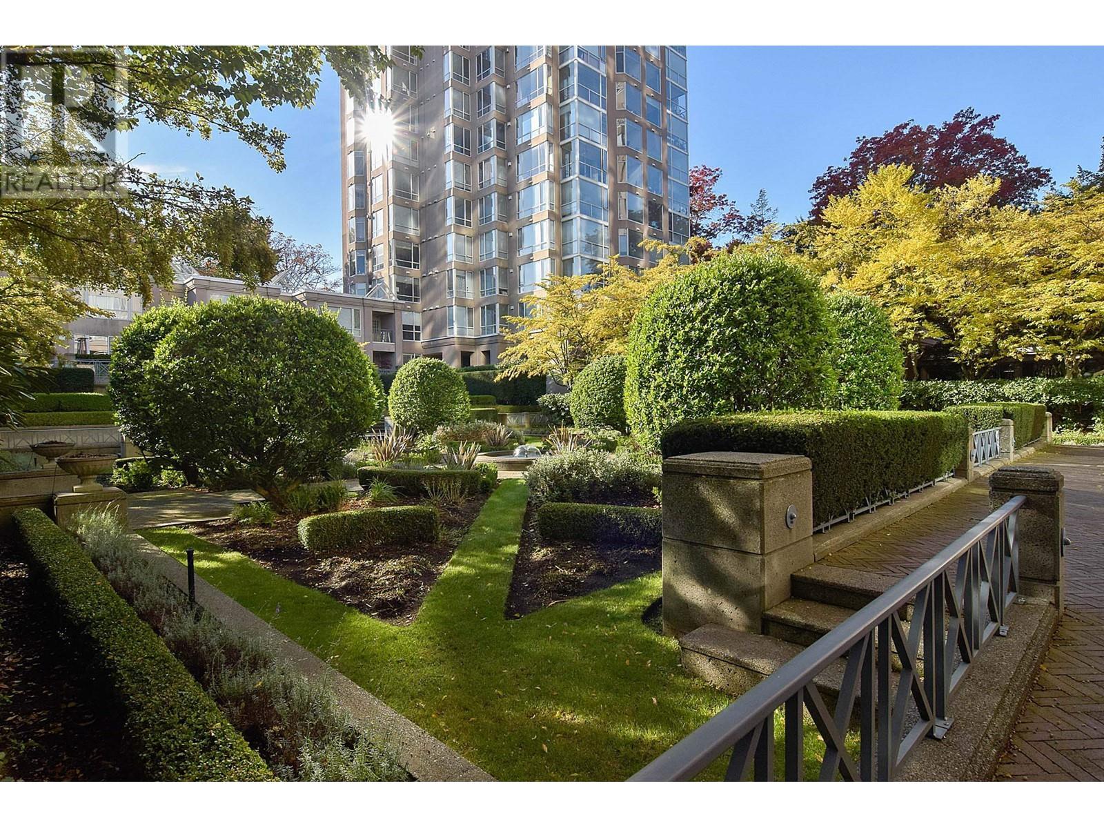 201 2668 Ash Street, Vancouver, British Columbia  V5Z 4K4 - Photo 1 - R2963546