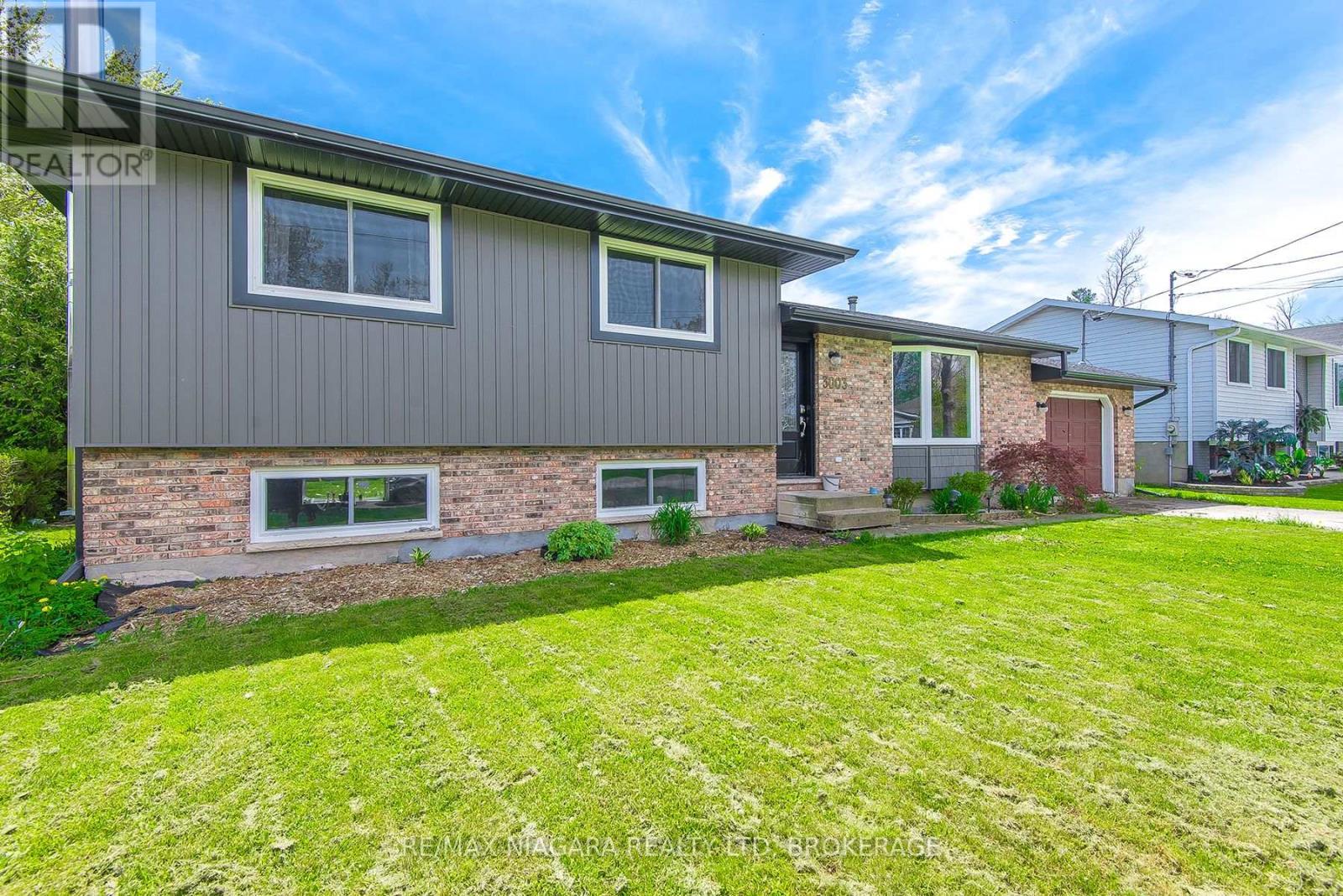Property at 3003 BETHUNE AVENUE image 2