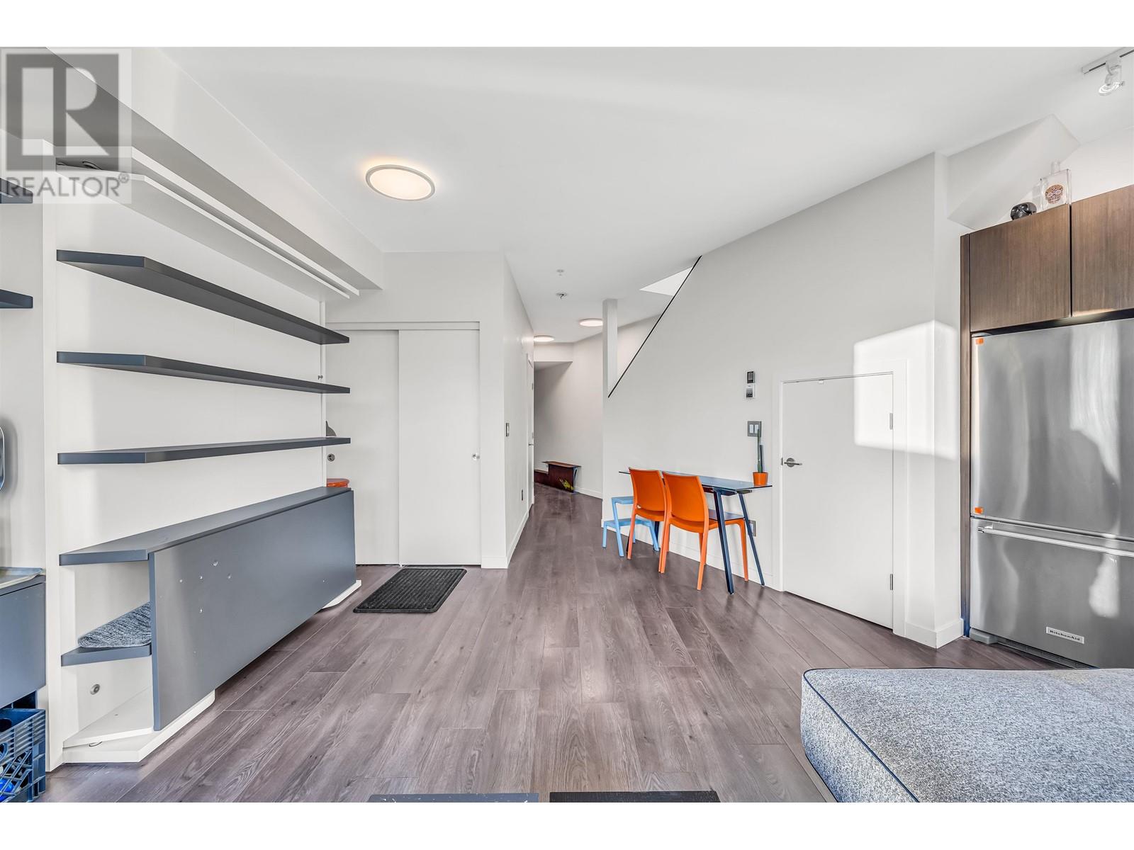 Listing Picture 7 of 22 : 607 417 GREAT NORTHERN WAY, Vancouver / 溫哥華 - 魯藝地產 Yvonne Lu Group - MLS Medallion Club Member