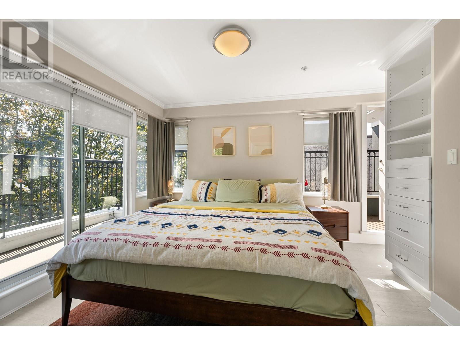 Listing Picture 19 of 39 : 401 29 TEMPLETON DRIVE, Vancouver / 溫哥華 - 魯藝地產 Yvonne Lu Group - MLS Medallion Club Member