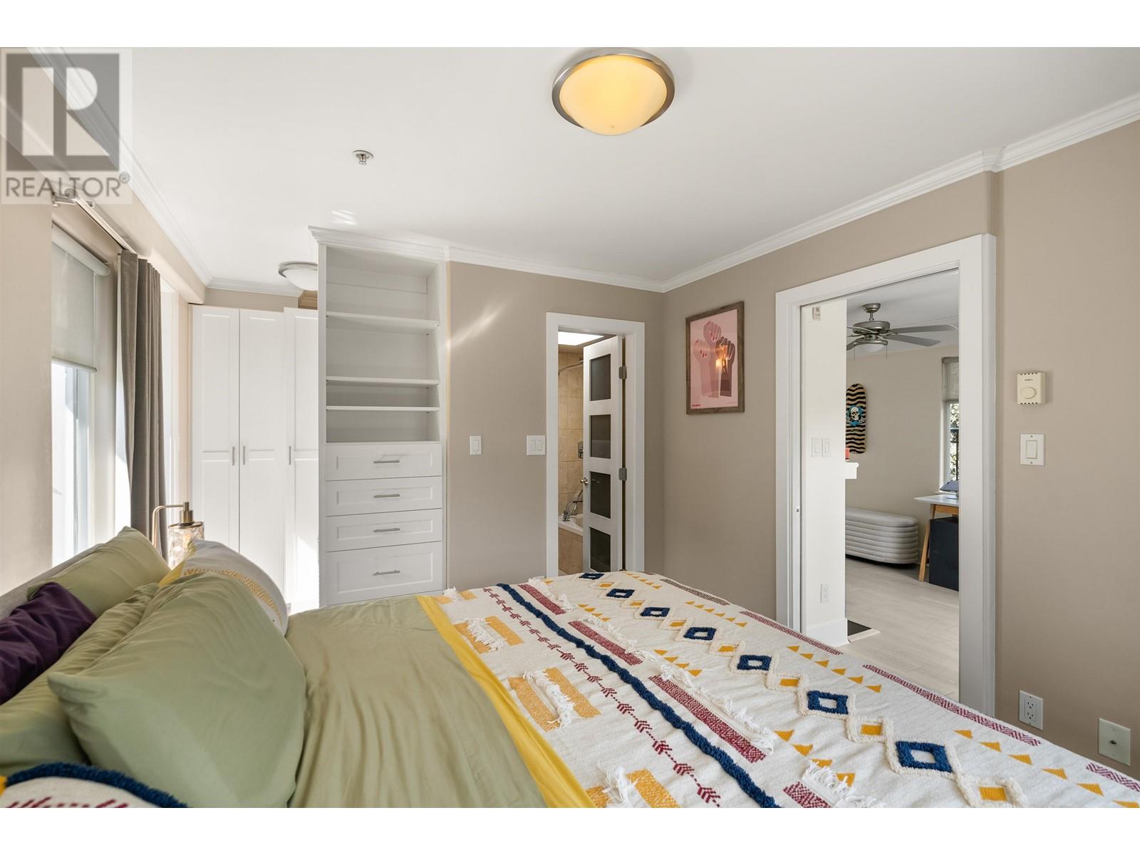 Listing Picture 21 of 39 : 401 29 TEMPLETON DRIVE, Vancouver / 溫哥華 - 魯藝地產 Yvonne Lu Group - MLS Medallion Club Member