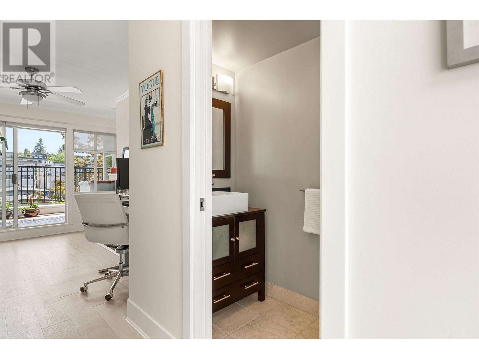 Listing Picture 26 of 39 : 401 29 TEMPLETON DRIVE, Vancouver / 溫哥華 - 魯藝地產 Yvonne Lu Group - MLS Medallion Club Member