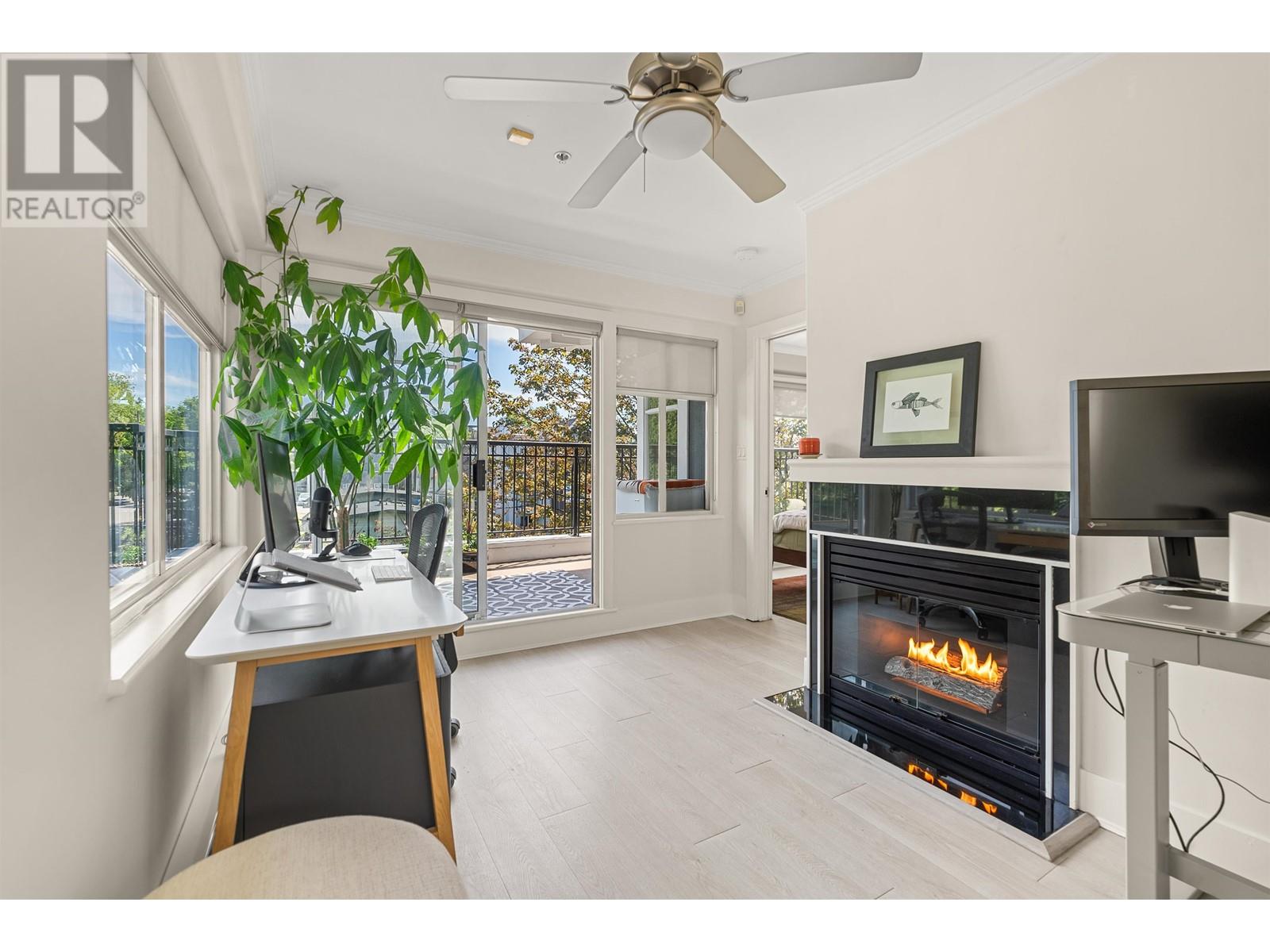 Listing Picture 29 of 39 : 401 29 TEMPLETON DRIVE, Vancouver / 溫哥華 - 魯藝地產 Yvonne Lu Group - MLS Medallion Club Member