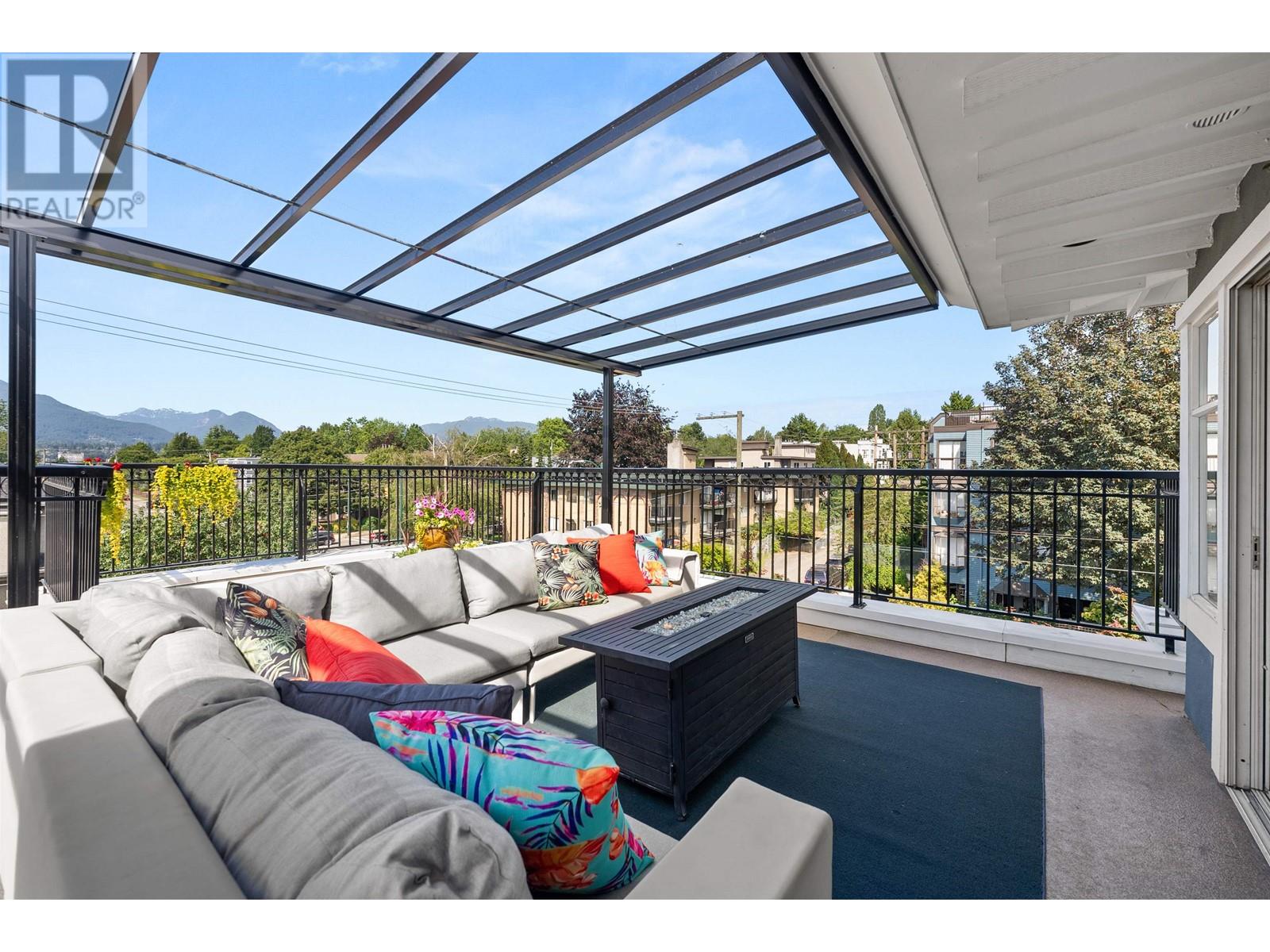 Listing Picture 36 of 39 : 401 29 TEMPLETON DRIVE, Vancouver / 溫哥華 - 魯藝地產 Yvonne Lu Group - MLS Medallion Club Member