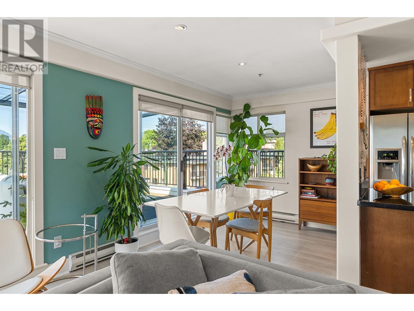 Listing Picture 6 of 39 : 401 29 TEMPLETON DRIVE, Vancouver / 溫哥華 - 魯藝地產 Yvonne Lu Group - MLS Medallion Club Member