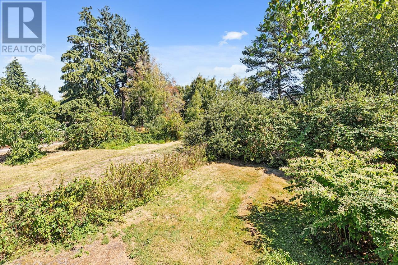 7640 Bridge Street, Richmond, British Columbia  V6Y 2S7 - Photo 11 - R2963681