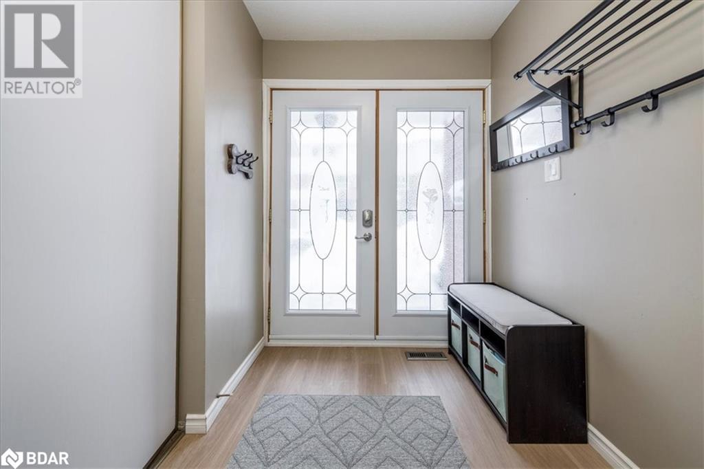 235 Steel Street Unit# 2, Barrie, Ontario  L4M 2H1 - Photo 3 - 40687810