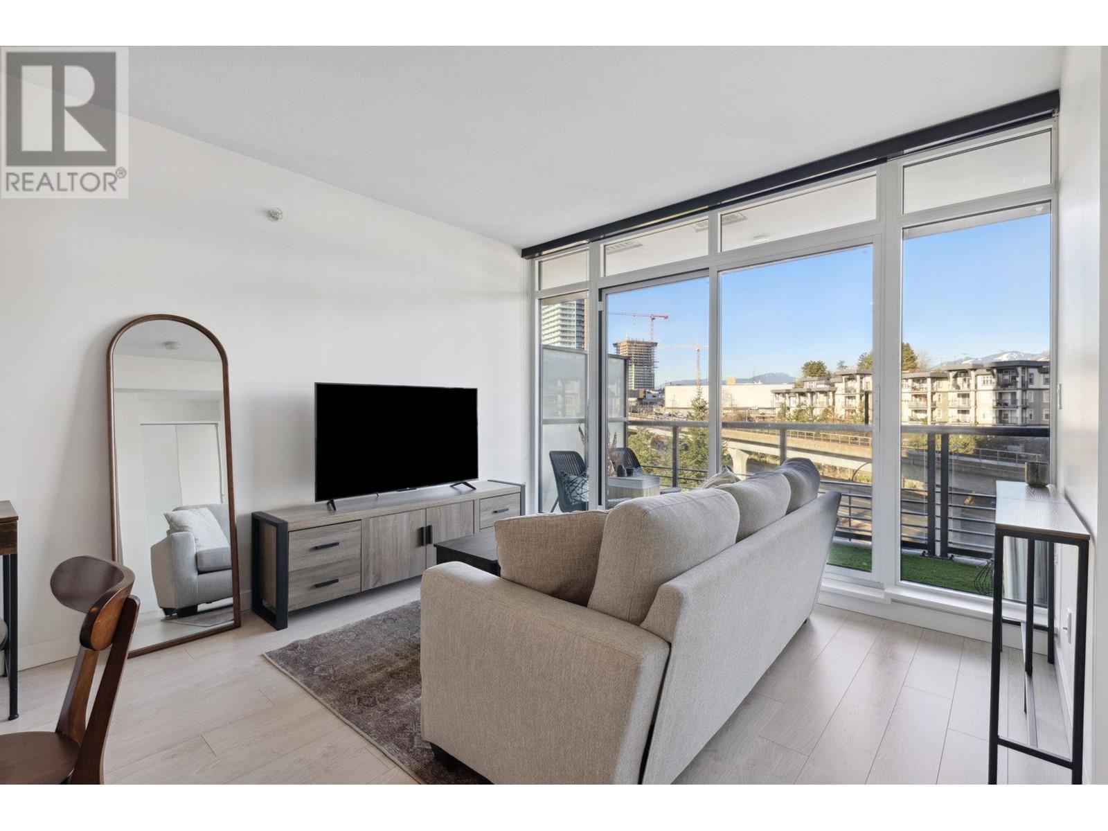 Listing Picture 16 of 36 : 405 4720 LOUGHEED HIGHWAY, Burnaby / 本拿比 - 魯藝地產 Yvonne Lu Group - MLS Medallion Club Member
