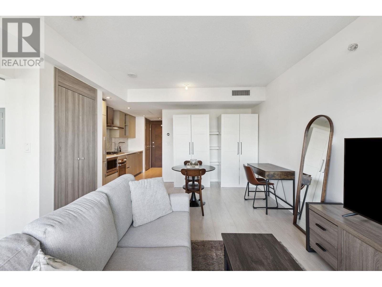 Listing Picture 14 of 36 : 405 4720 LOUGHEED HIGHWAY, Burnaby / 本拿比 - 魯藝地產 Yvonne Lu Group - MLS Medallion Club Member