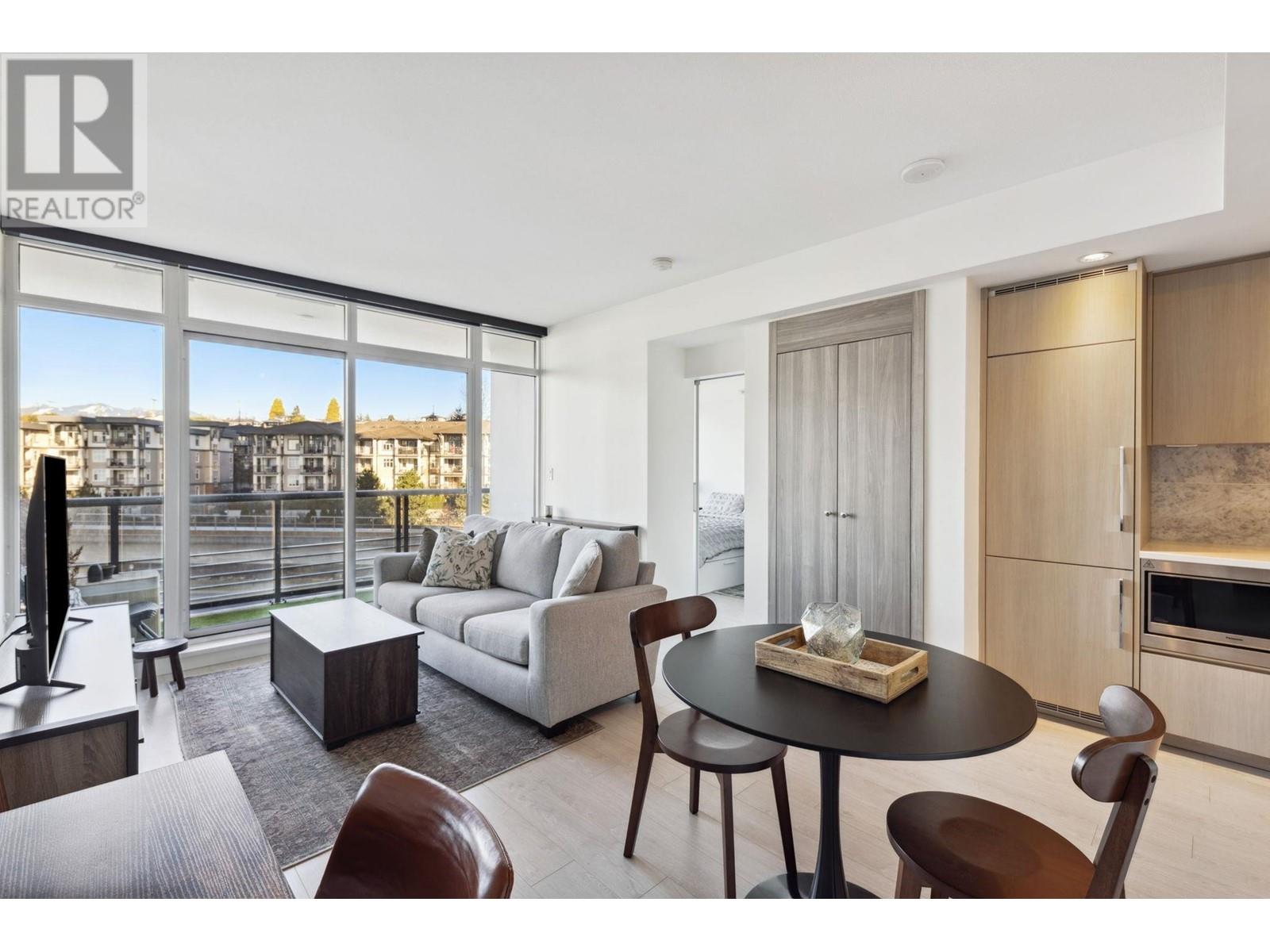 Listing Picture 11 of 36 : 405 4720 LOUGHEED HIGHWAY, Burnaby / 本拿比 - 魯藝地產 Yvonne Lu Group - MLS Medallion Club Member